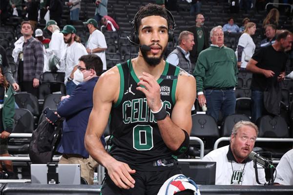 黄子豪：这赛季能完成球队和自己的目标，我很清楚这不是偶然（黄子豪：本季实现球队与个人目标，我深知绝非偶然）