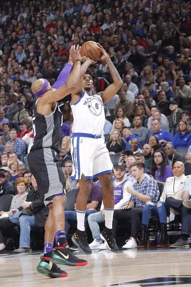 科尔不满球队表现：开局就缺乏竞争意识，打得没有任何目标性（科尔批评球队：开局缺少竞争强度，打法毫无目的性）