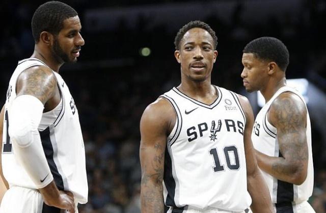 33岁内马尔17分钟戴帽救赎，3场轰5球1助冲击明年世界杯（33岁内马尔17分钟上演帽子戏法强势回归，近3场5球1助剑指明年世界杯）