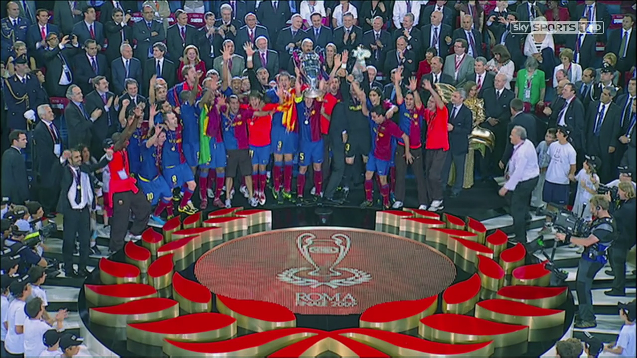 足球国足专机启程，目标三连胜