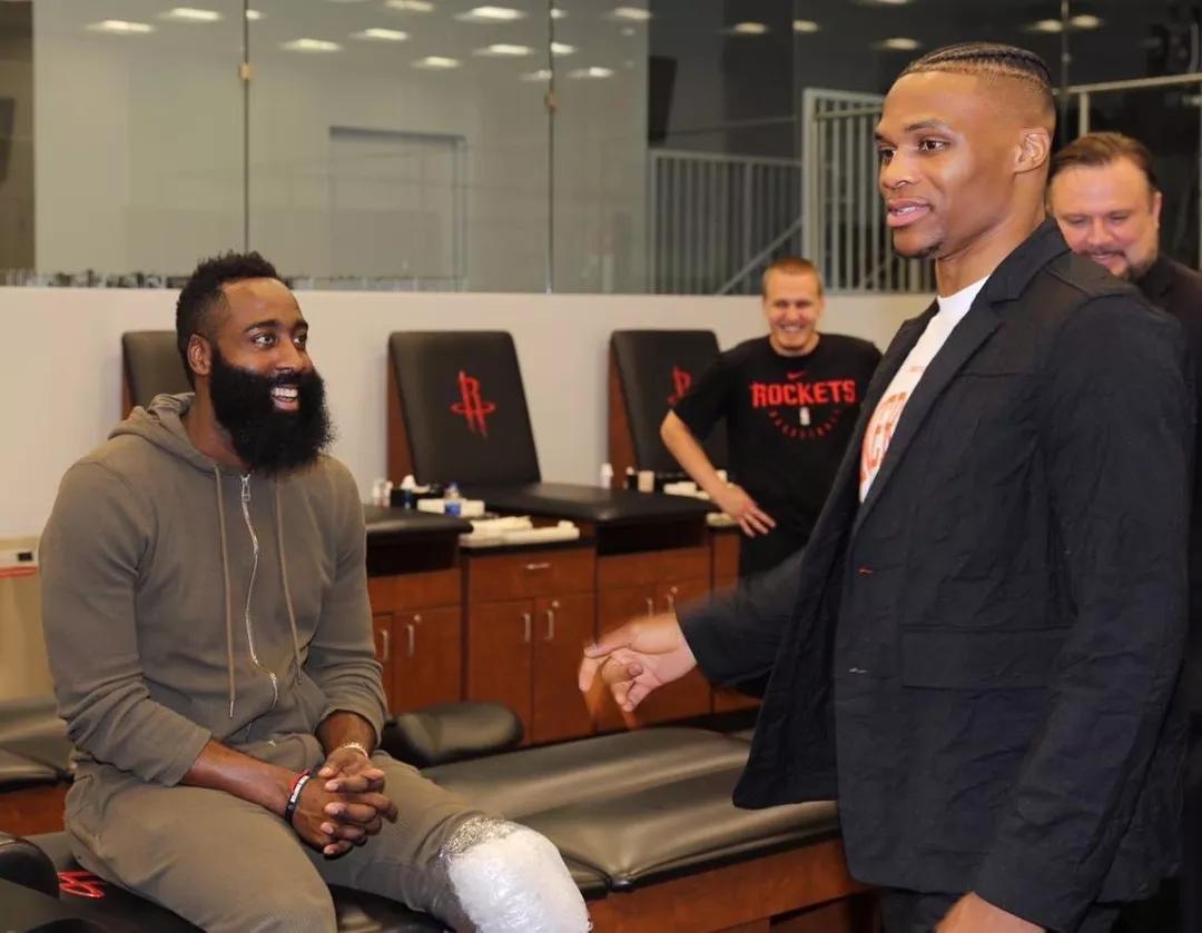 曼纳：尤文球衣为胜利而造，那不勒斯的球衣为梦想而造（曼纳称：尤文战袍为胜利而生，那不勒斯球衣因梦想而生）