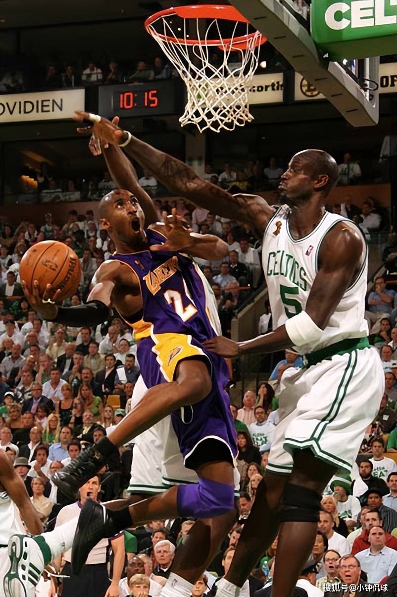 克莱：尊重康利和加索尔时期的灰熊，现在这支灰熊只会耍嘴皮子（克莱：敬重康利-加索尔时代的灰熊，如今这支灰熊只剩嘴上功夫）